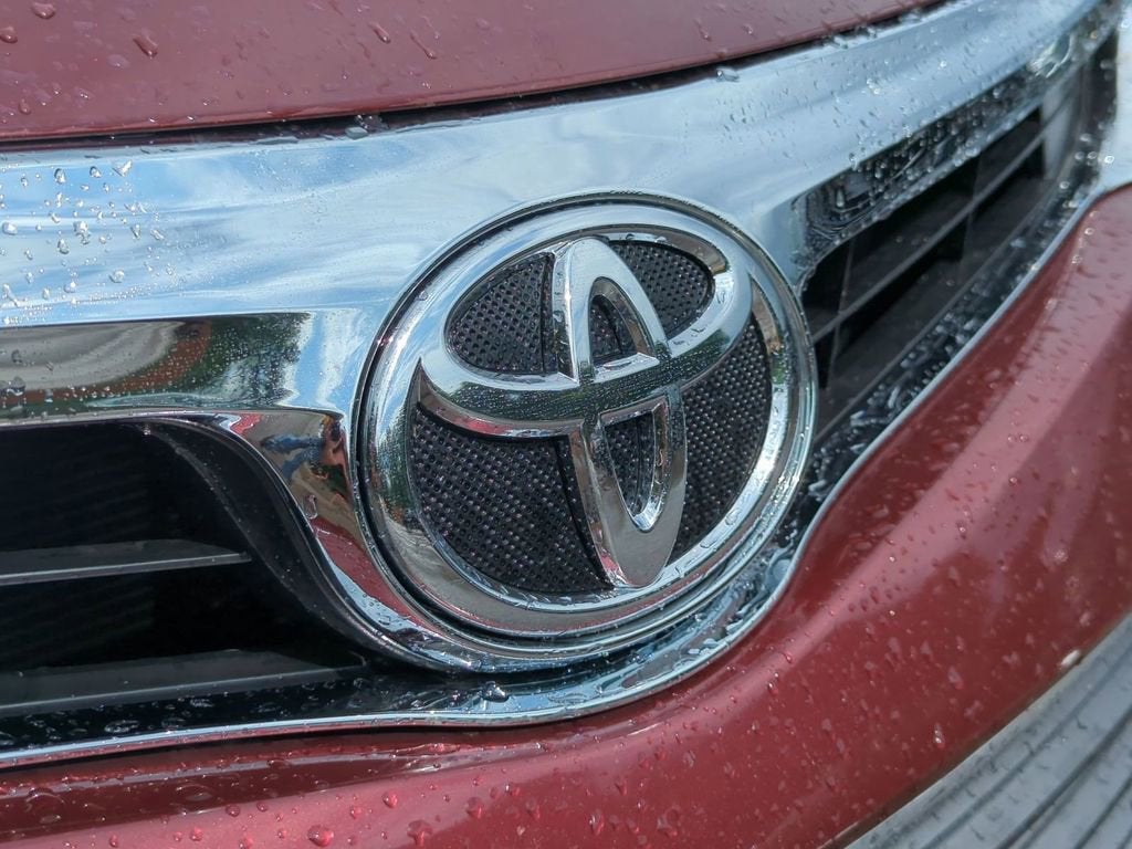 2013 Toyota Avalon XLE