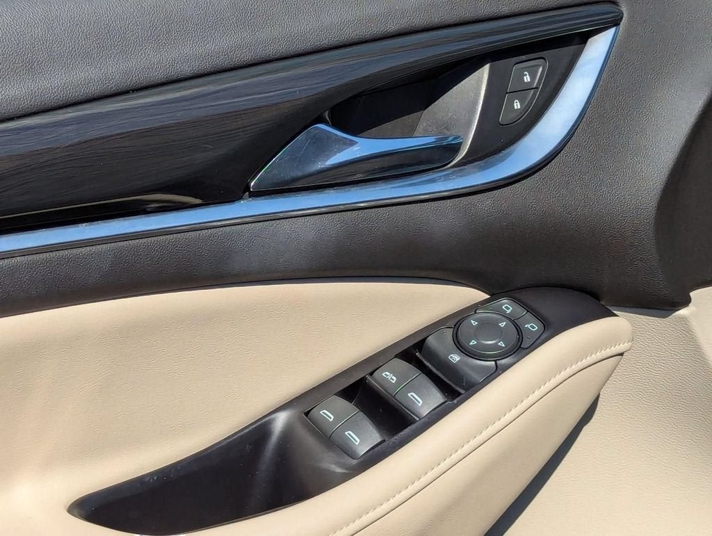 2018 Buick Enclave Essence