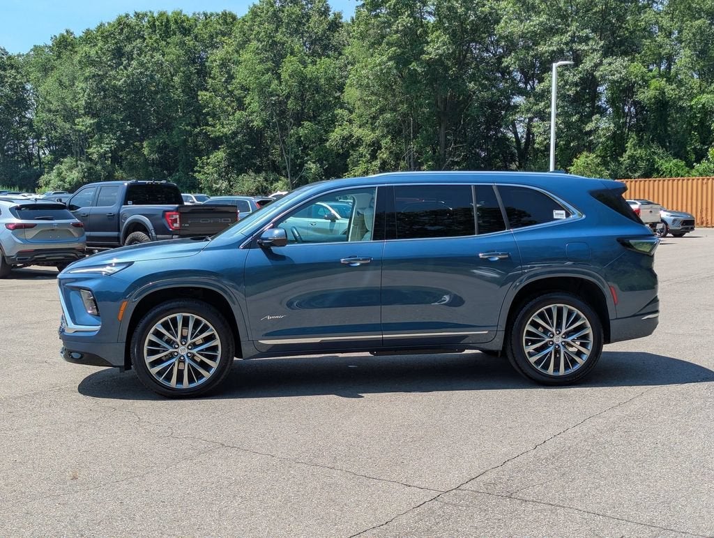 2025 Buick Enclave Avenir