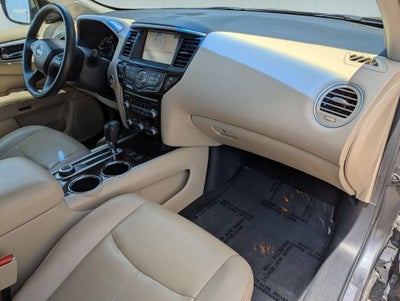 2016 Nissan Pathfinder SL
