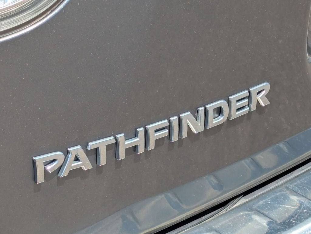 2016 Nissan Pathfinder SL