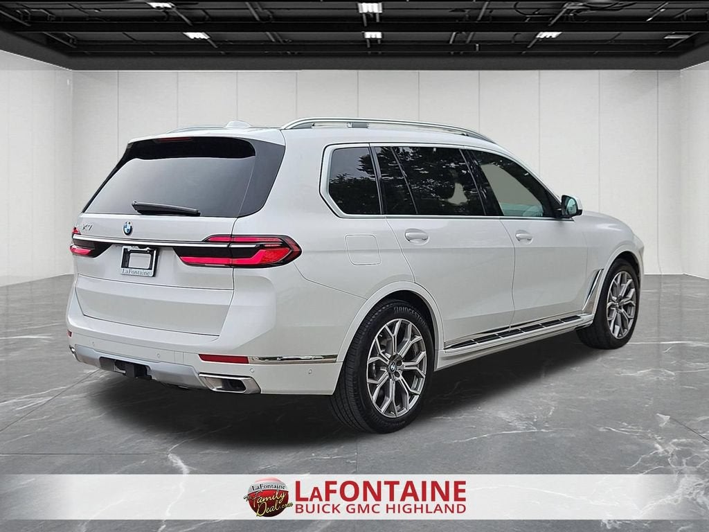 2023 BMW X7 xDrive40i