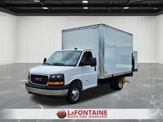 2024 GMC Savana Cutaway 3500 1WT