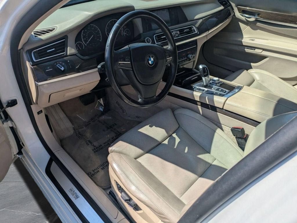 2009 BMW 750Li 750Li