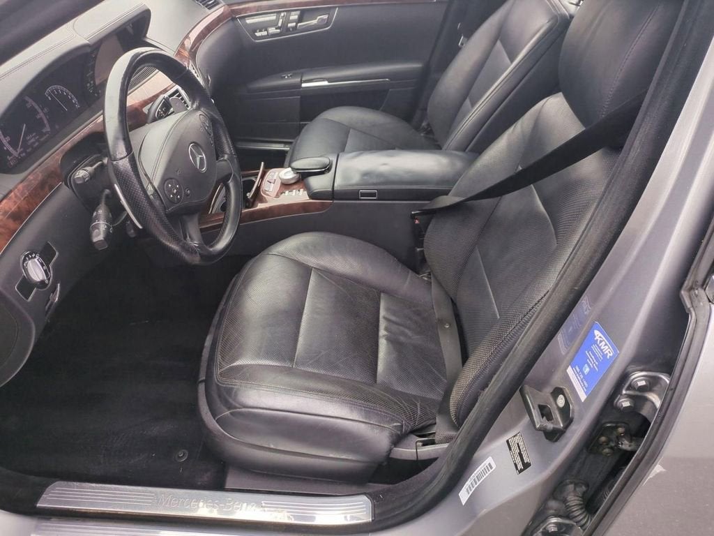 2010 Mercedes-Benz S-Class S 550