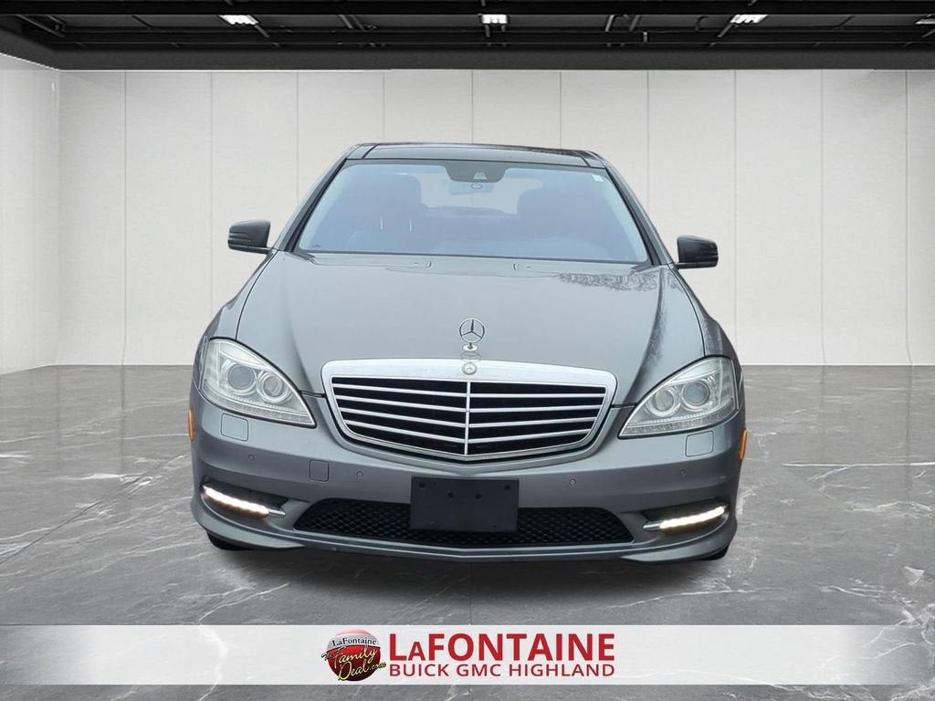 2010 Mercedes-Benz S-Class S 550
