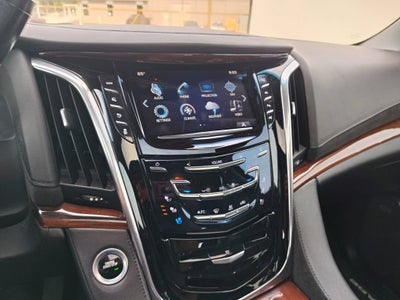 2017 Cadillac Escalade Luxury