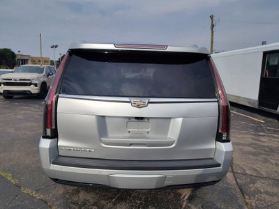 2017 Cadillac Escalade Luxury