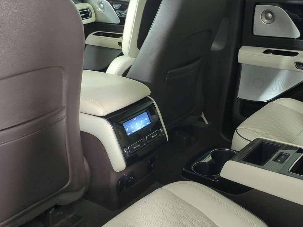 2021 Lincoln Aviator Black Label