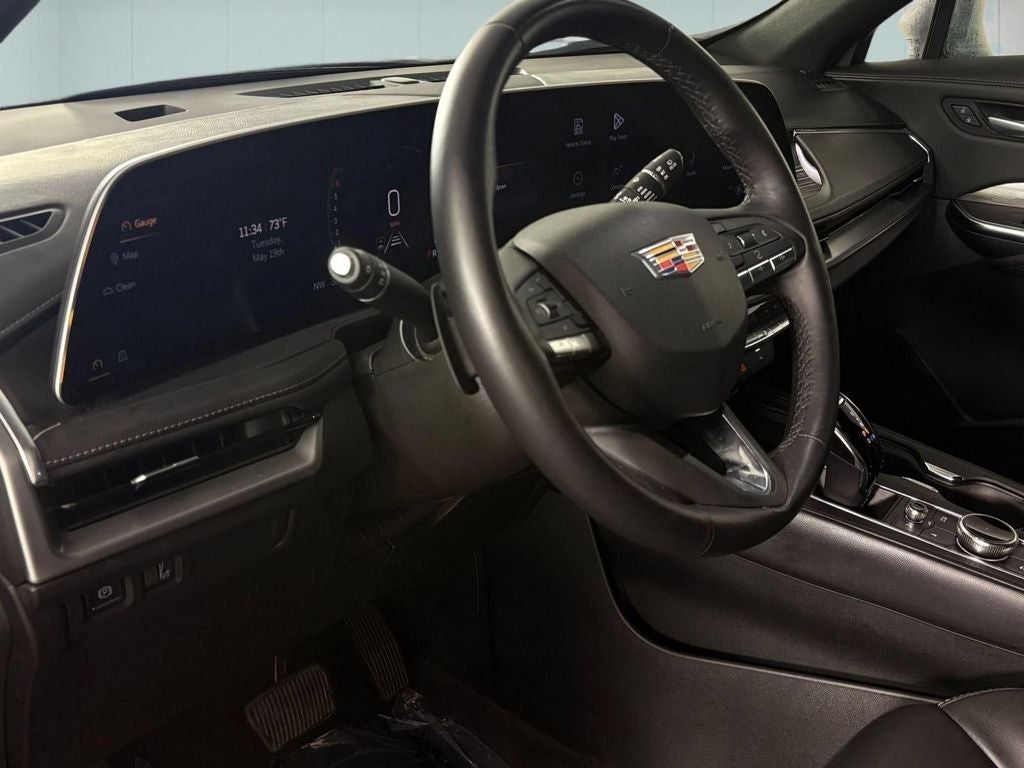 2025 Cadillac XT4 Premium Luxury