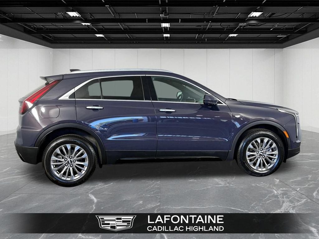 2025 Cadillac XT4 Premium Luxury