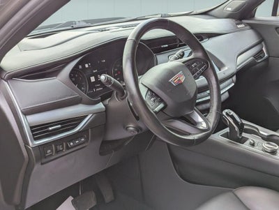 2020 Cadillac XT4 Premium Luxury