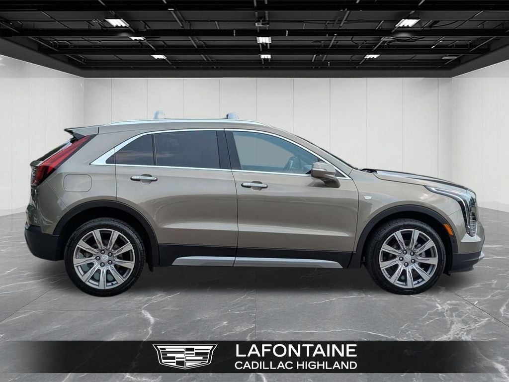 2020 Cadillac XT4 Premium Luxury