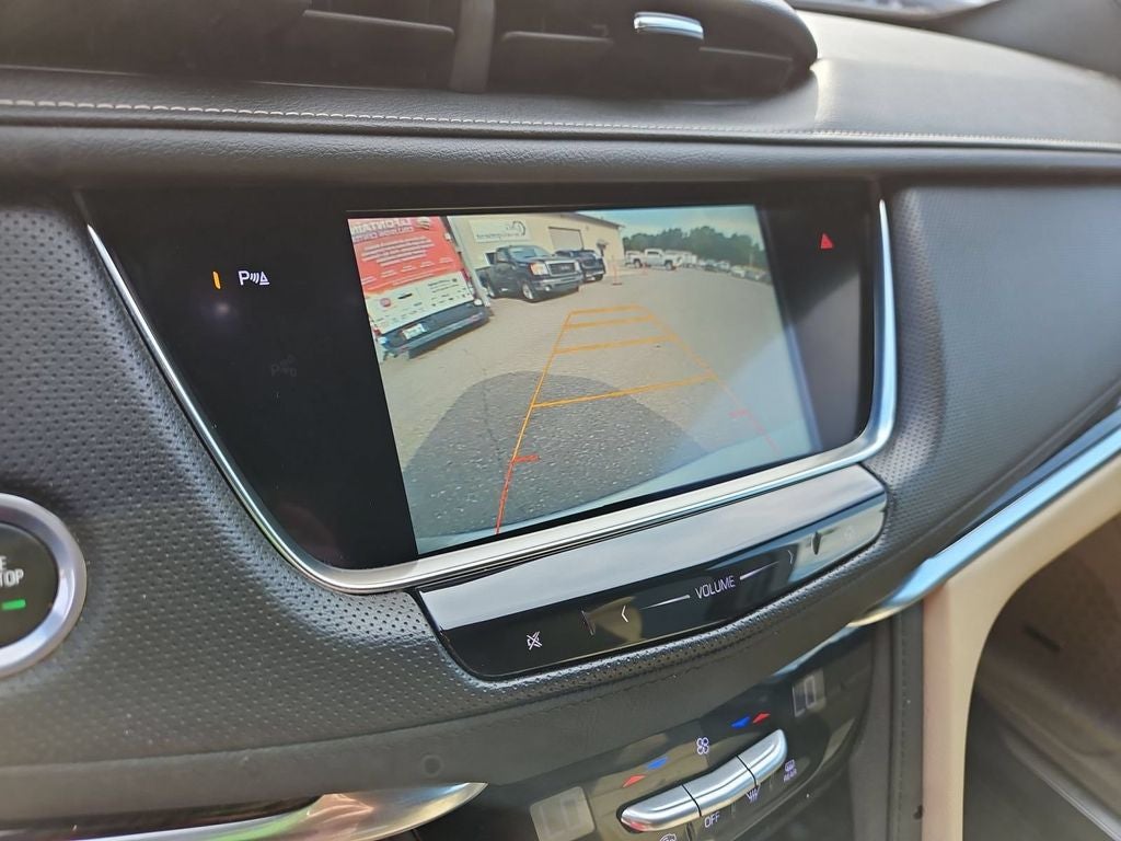 2017 Cadillac XT5 Base