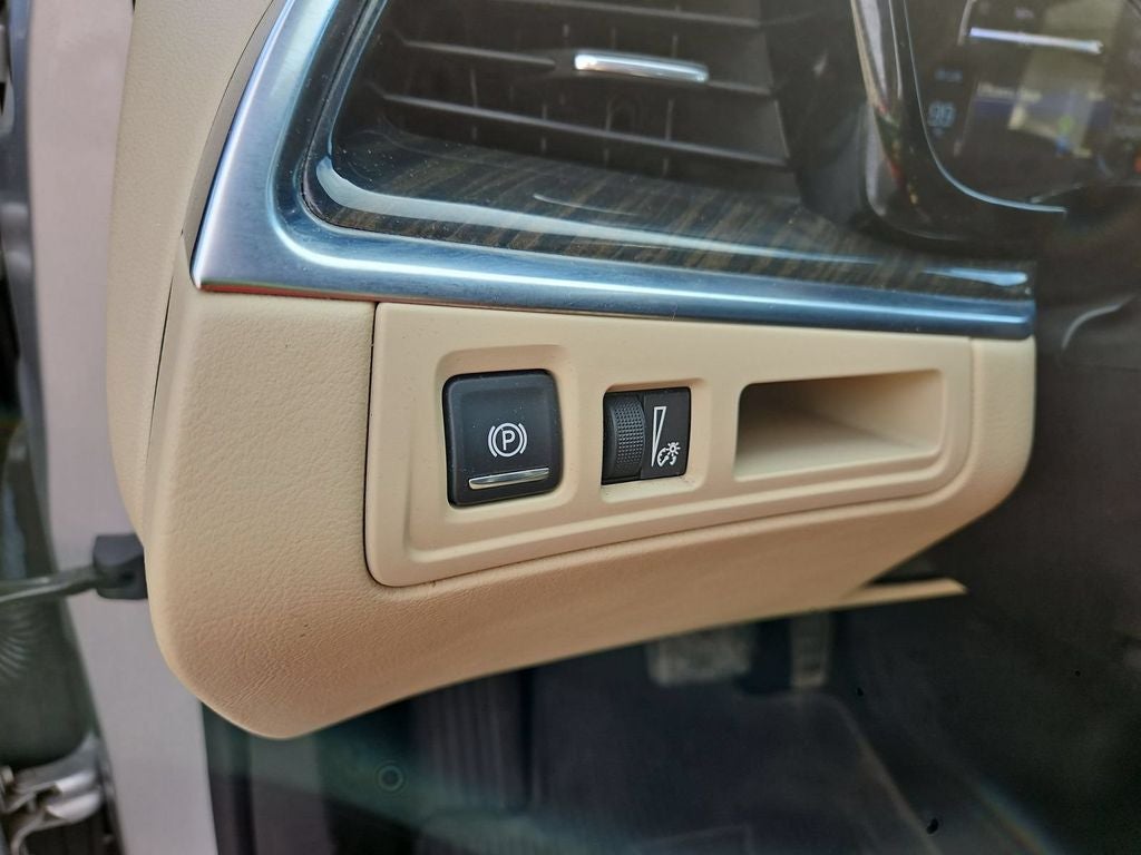 2017 Cadillac XT5 Base