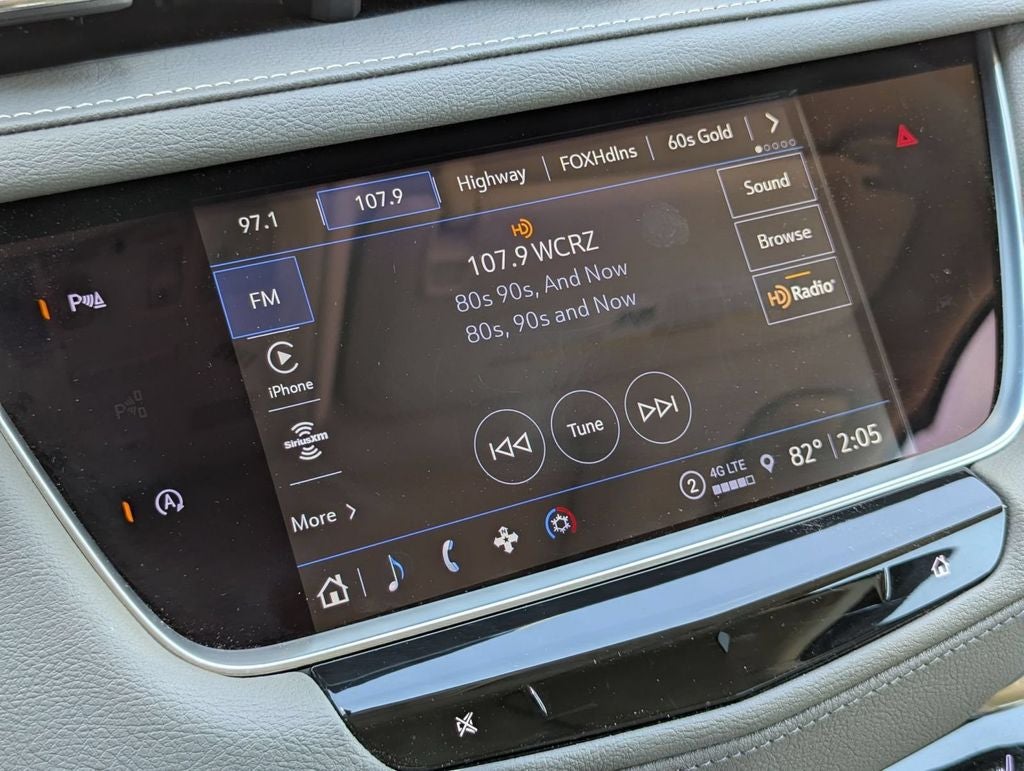 2022 Cadillac XT5 Premium Luxury