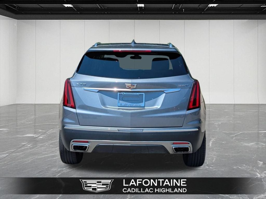 2022 Cadillac XT5 Premium Luxury