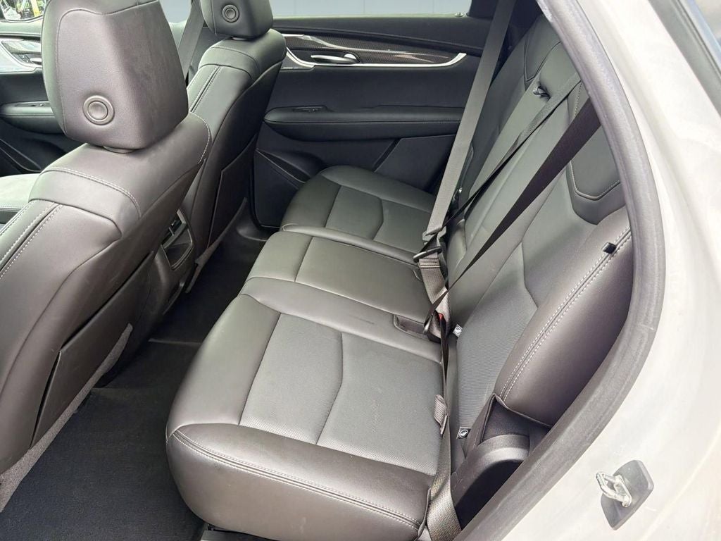 2023 Cadillac XT5 Sport