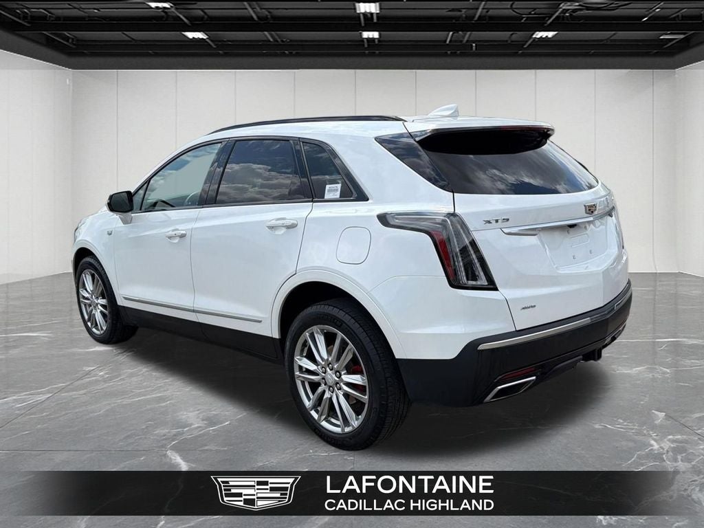 2023 Cadillac XT5 Sport