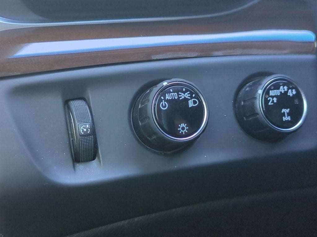 2020 Cadillac Escalade Luxury