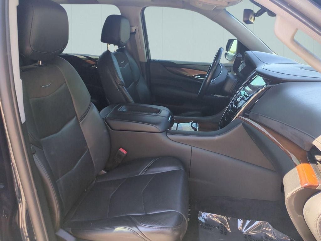 2020 Cadillac Escalade Luxury