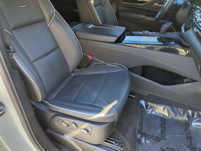2024 Cadillac Escalade Sport