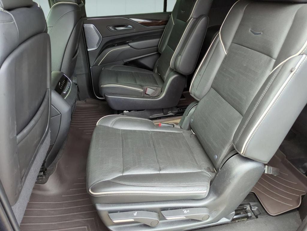 2022 Cadillac Escalade ESV Premium