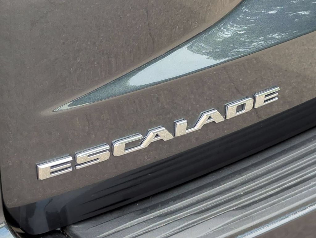2022 Cadillac Escalade ESV Premium