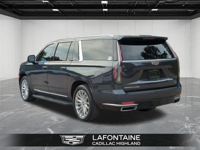 2022 Cadillac Escalade ESV Premium