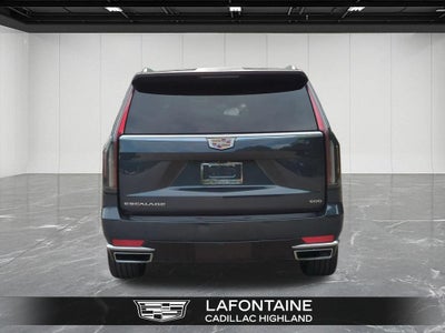 2022 Cadillac Escalade ESV Premium
