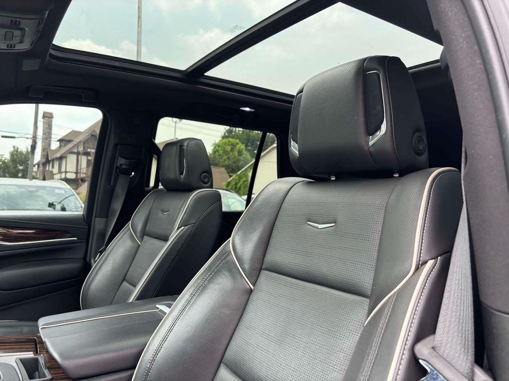 2023 Cadillac Escalade Premium Luxury