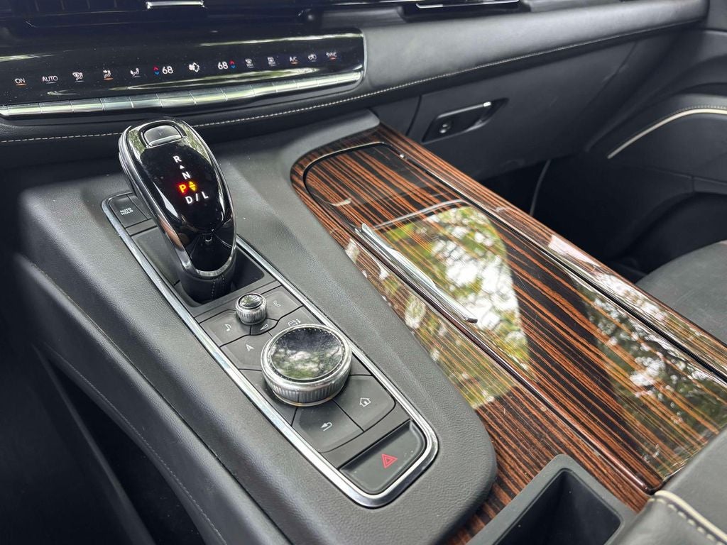 2023 Cadillac Escalade Premium Luxury