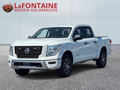 2022 Nissan Titan SV