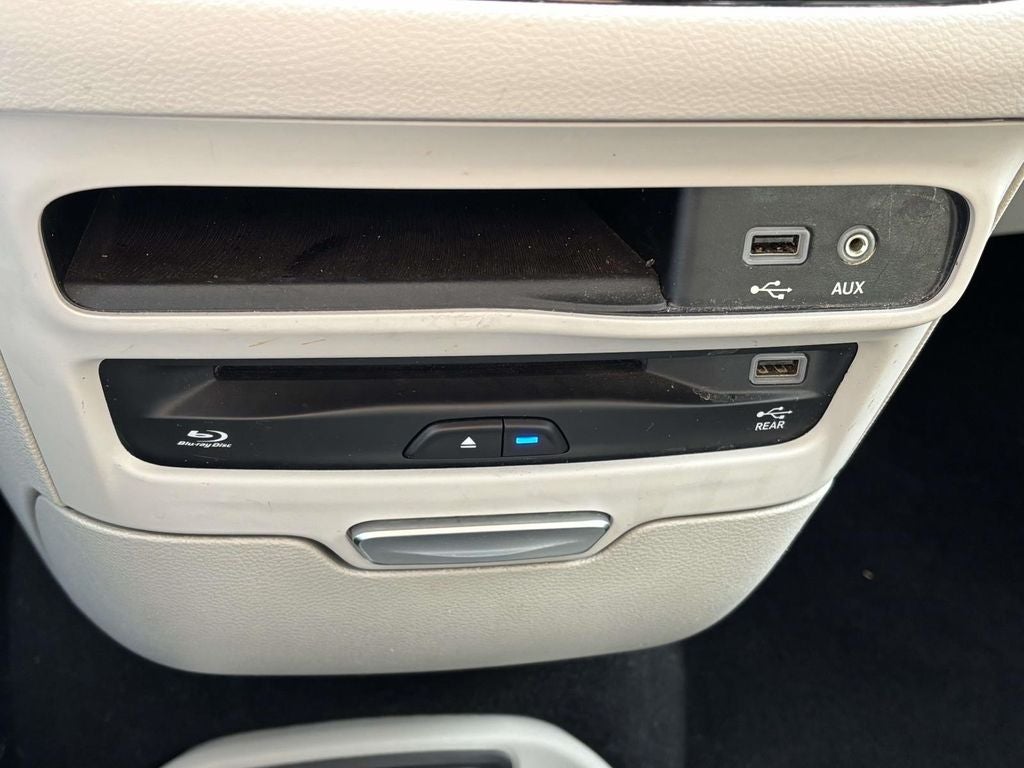 2018 Chrysler Pacifica Touring L Plus