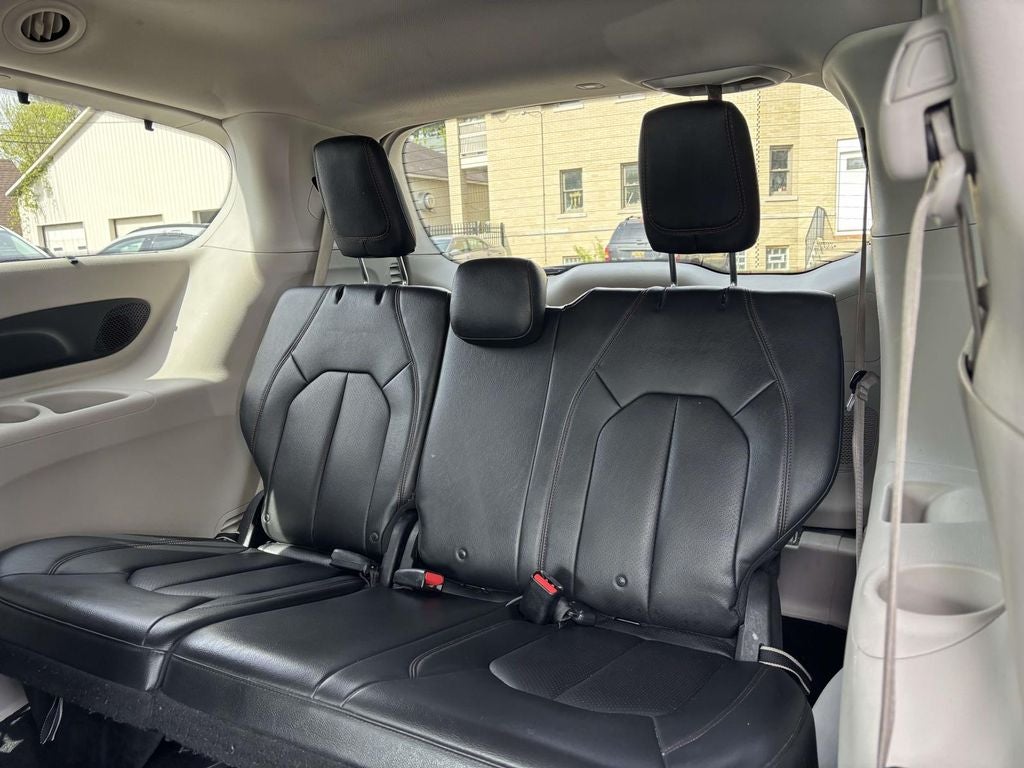 2018 Chrysler Pacifica Touring L Plus