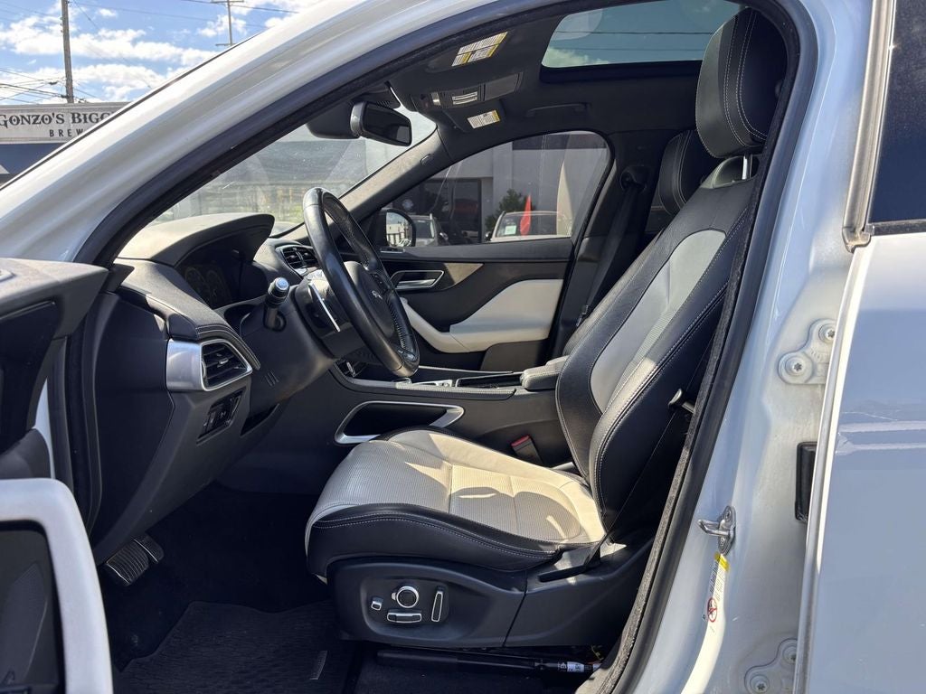 2018 Jaguar F-PACE 25t R-Sport