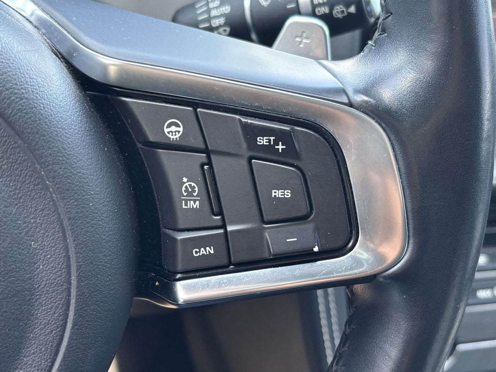 2018 Jaguar F-PACE 25t R-Sport
