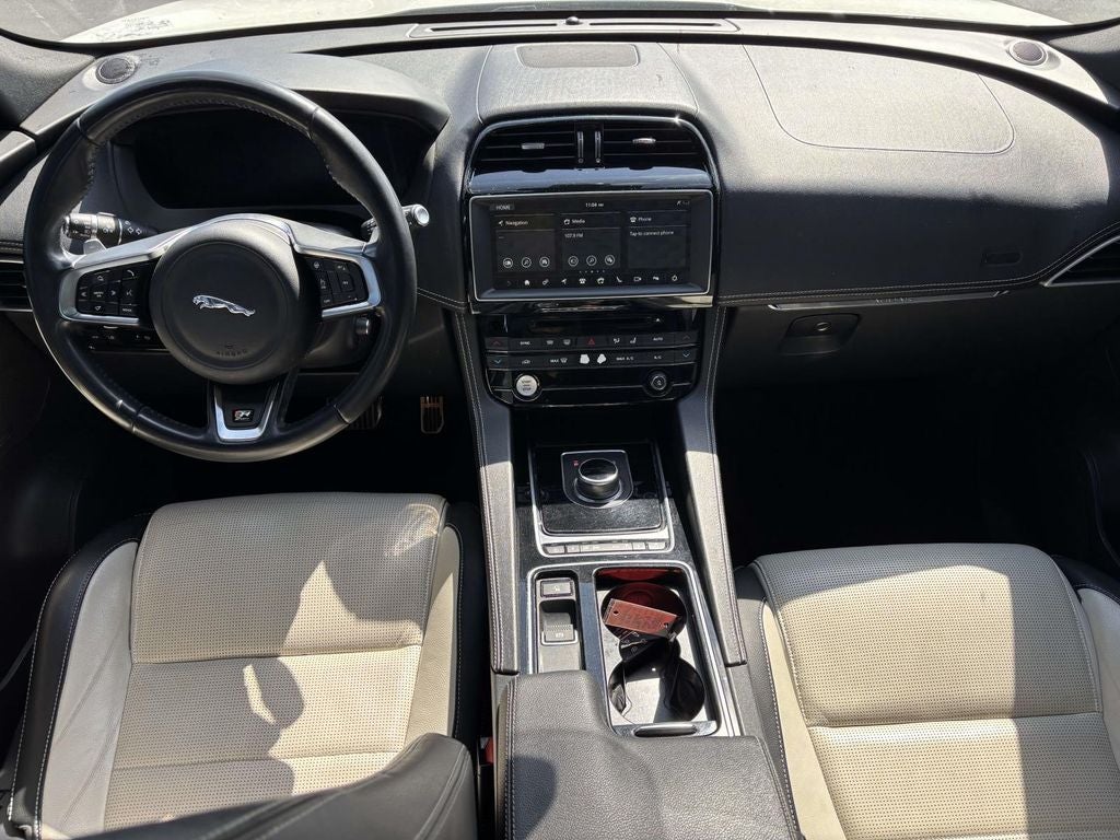 2018 Jaguar F-PACE 25t R-Sport