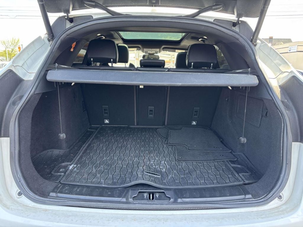 2018 Jaguar F-PACE 25t R-Sport