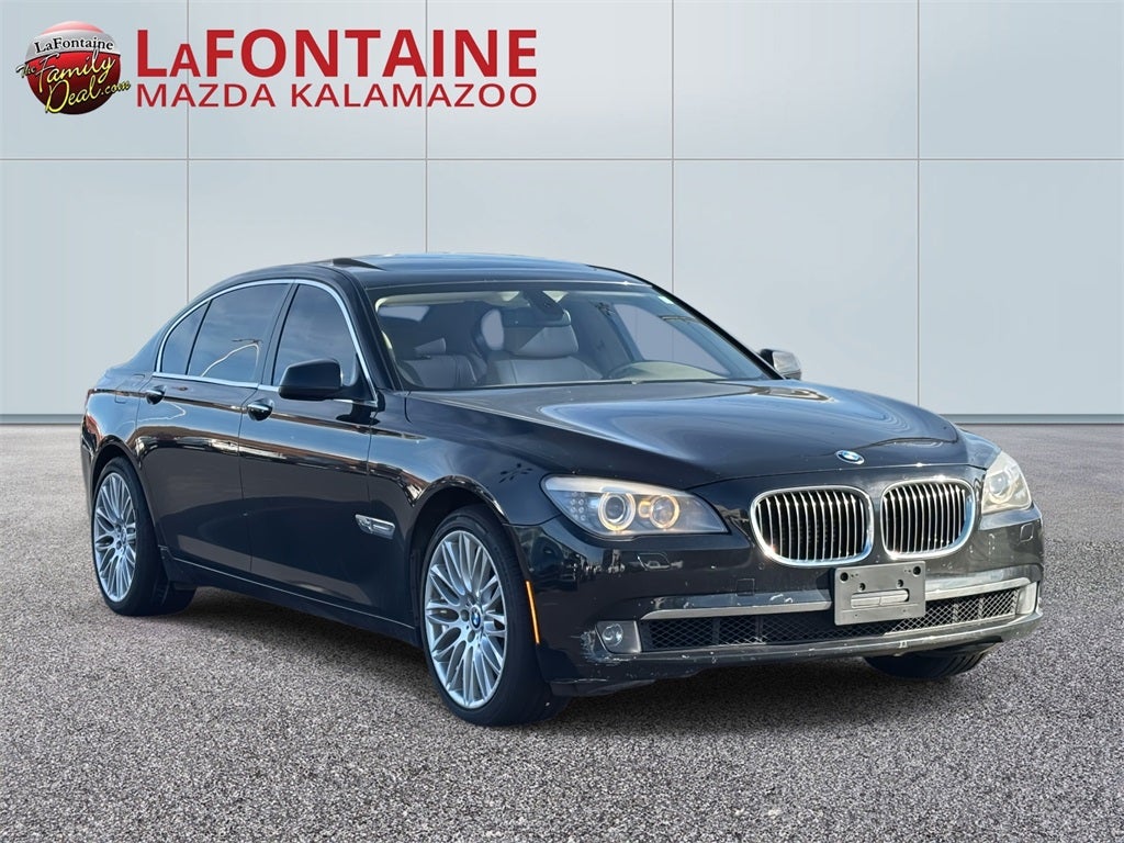 2011 BMW 7 Series 750Li xDrive