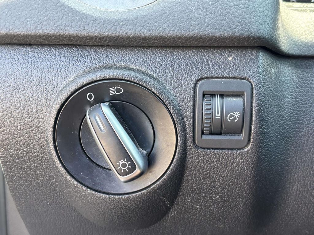 2013 Volkswagen Tiguan S 4Motion