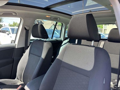 2013 Volkswagen Tiguan S 4Motion