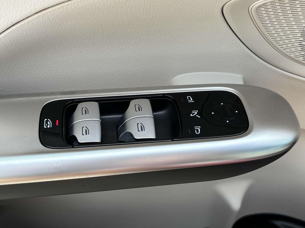 2025 Mercedes-Benz C-Class C 300 4MATIC®