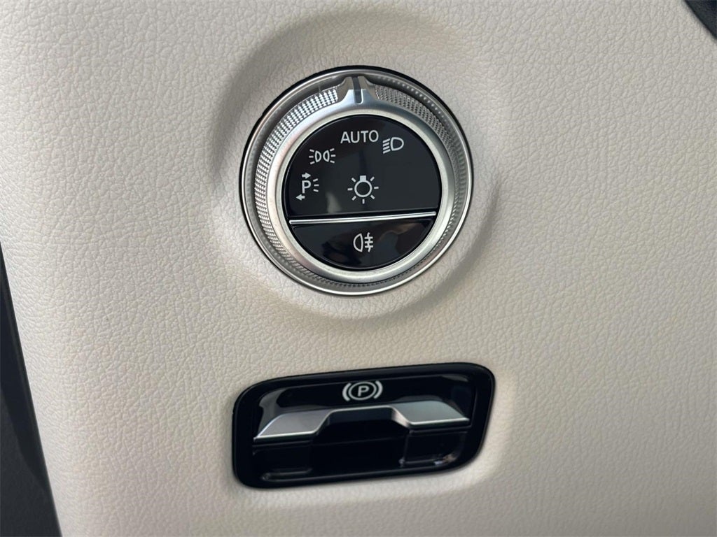 2025 Mercedes-Benz C-Class C 300 4MATIC®