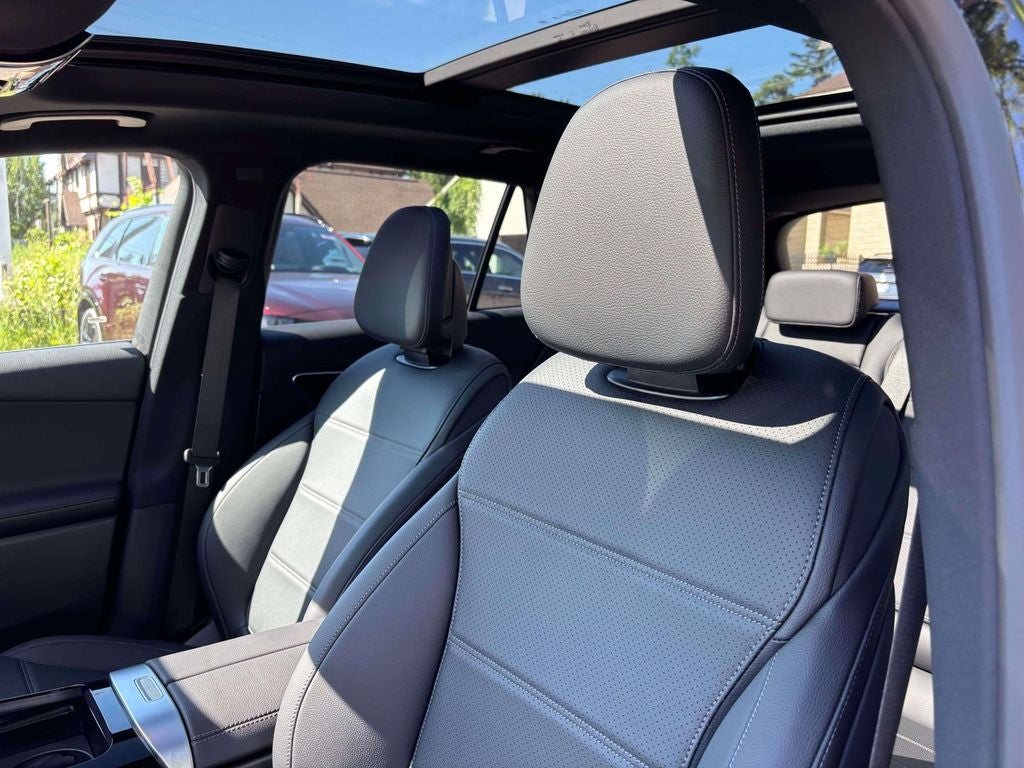 2027 Mercedes-Benz GLC GLC 300 4MATIC®