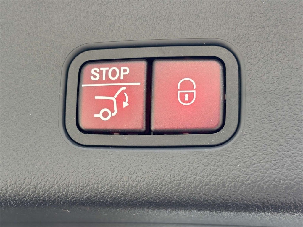 2025 Mercedes-Benz GLC GLC 300 4MATIC®