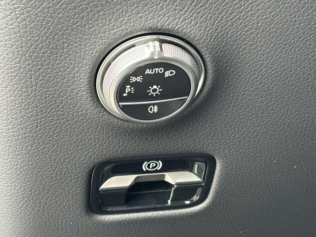 2025 Mercedes-Benz GLC GLC 300 4MATIC®