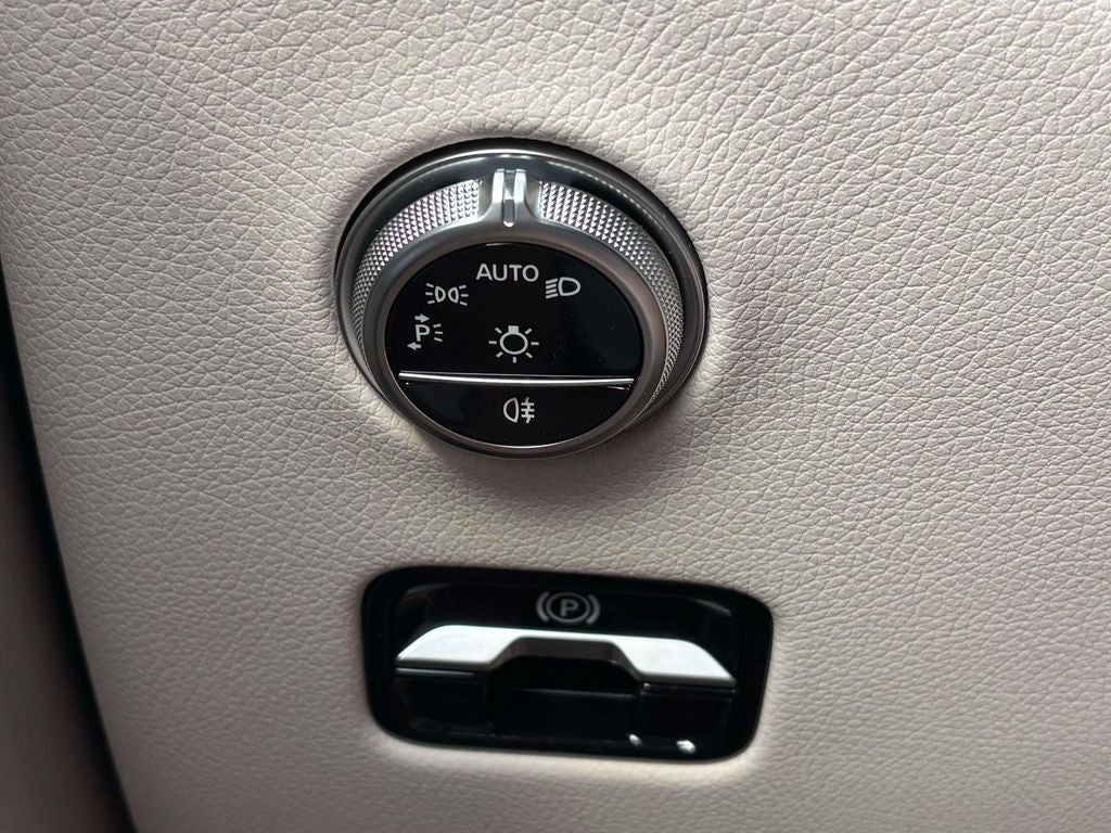 2027 Mercedes-Benz GLC GLC 300 4MATIC®