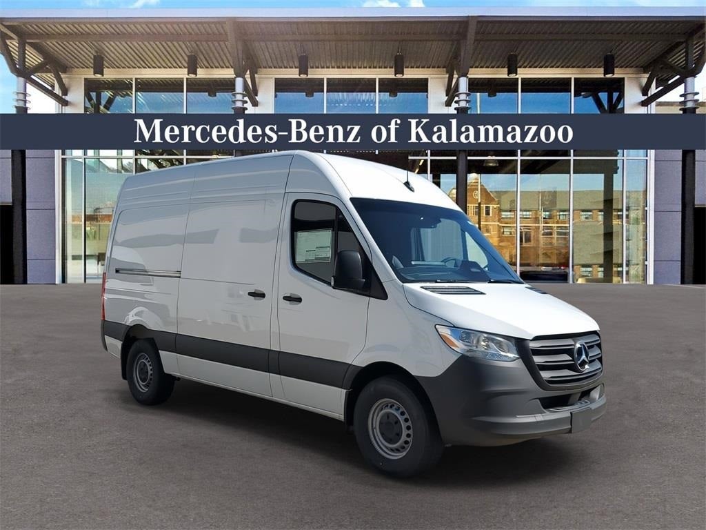 2025 Mercedes-Benz Sprinter 2500 Cargo 144 WB