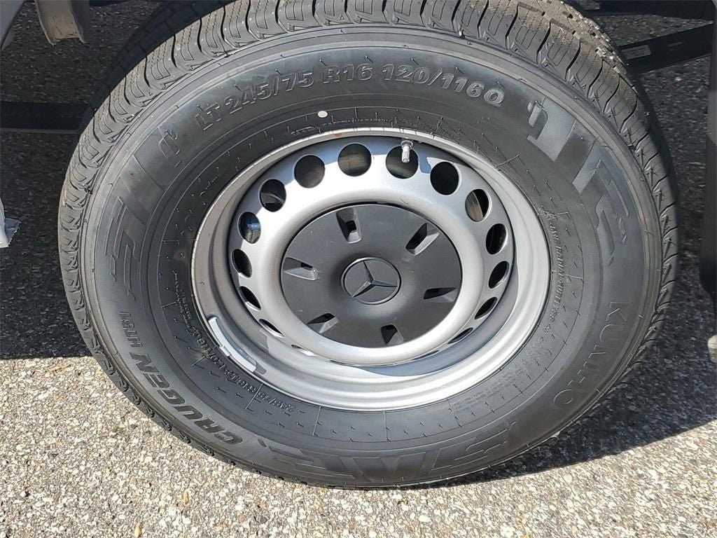 2025 Mercedes-Benz Sprinter 2500 Cargo 144 WB